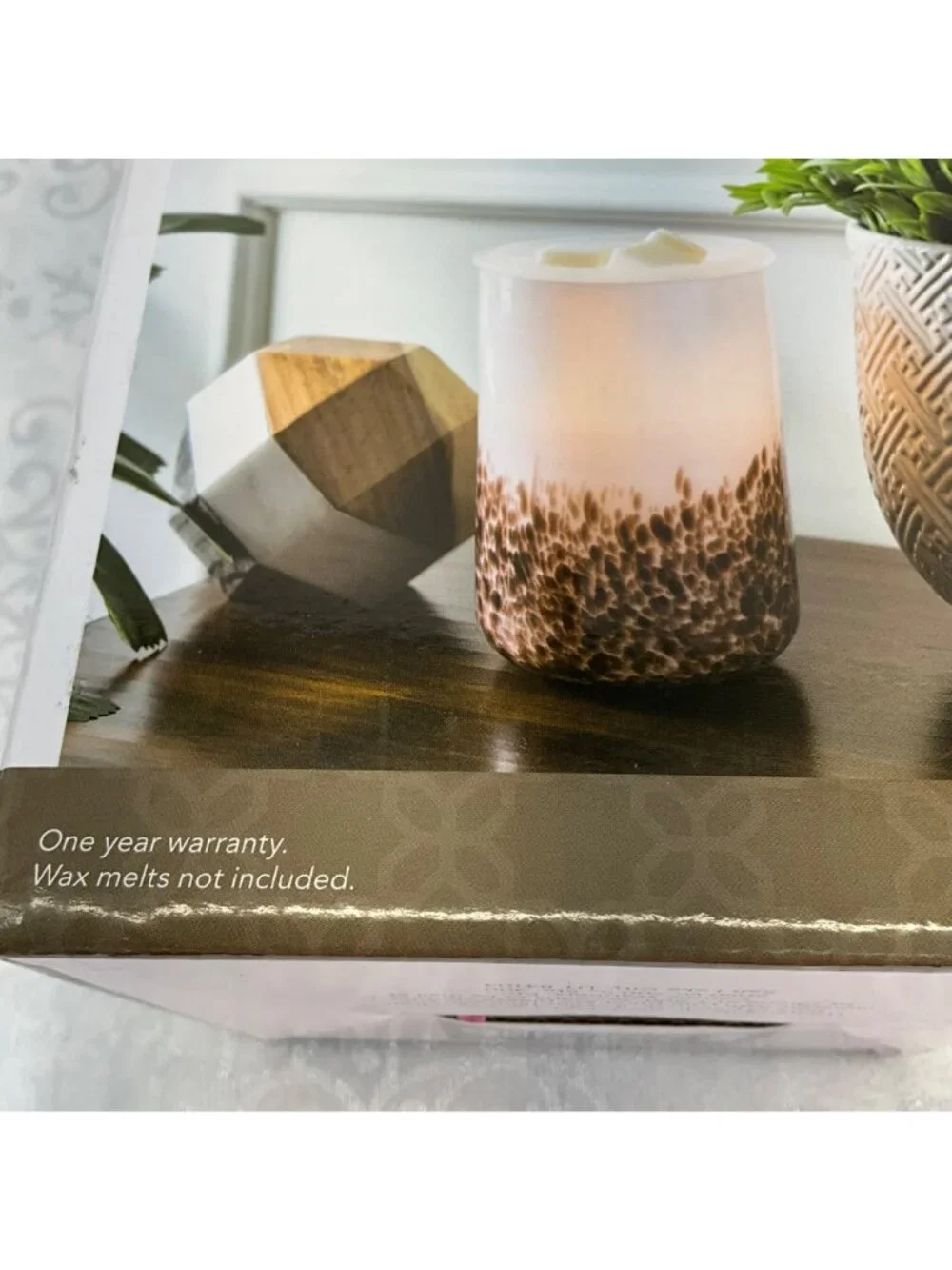 Glass Illumination Fragrance Warmer‎ Tiger Shell Design By Candle Warmers